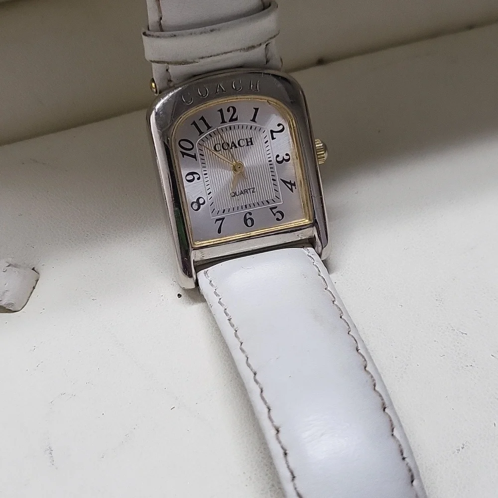 Coach watch - Picture 3 of 7